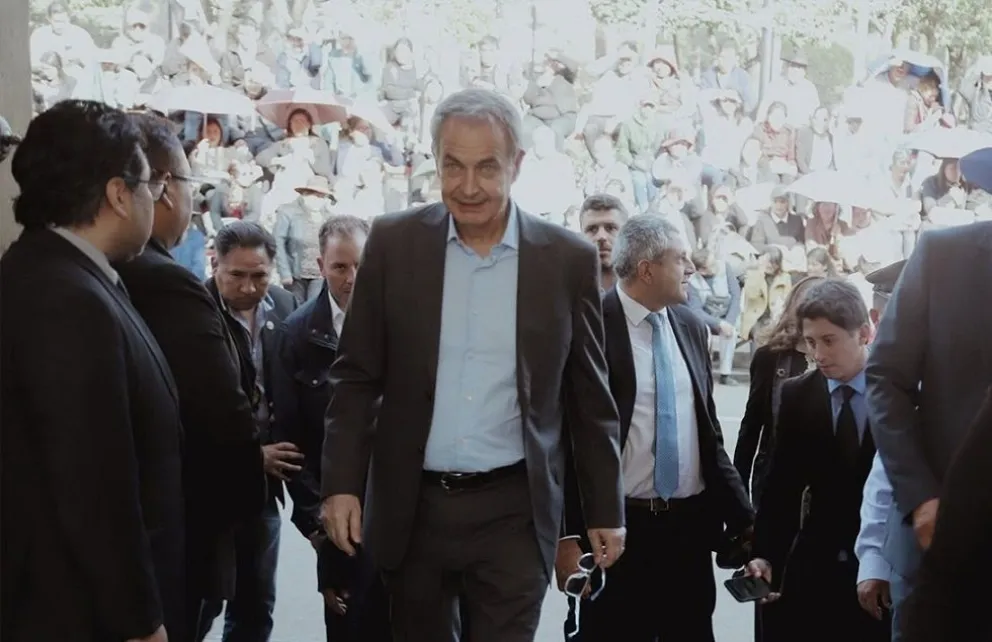 El expresidente español José Luis Rodríguez Zapatero durante su visita a Sucre. Foto archivo: Correo del Sur