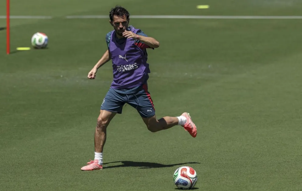 Bernardo Silva, jugador de Portugal, en un entrenamiento de su selección en Palm Beach, Florida. Foto: EFE