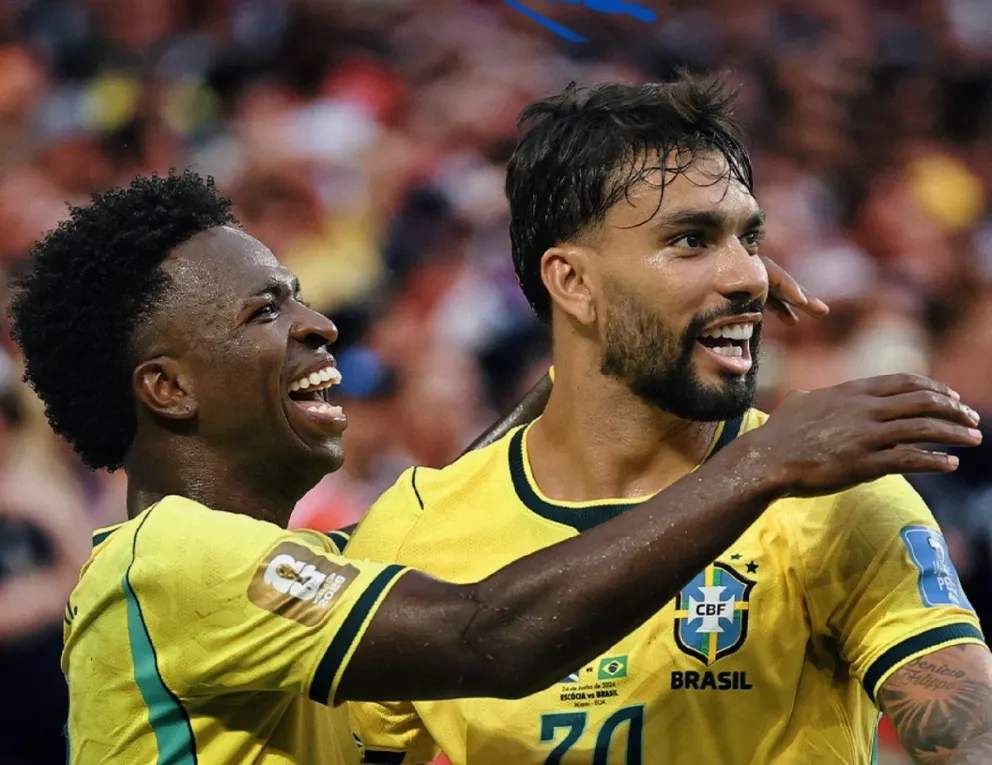 Los brasileños festejan por su victoria. Foto: CBF.
