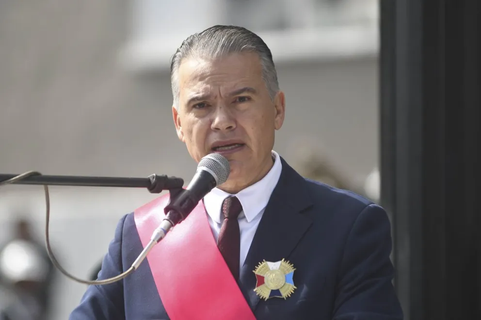 El ministro de Defensa, Ernesto Justiniano. Foto: APG 