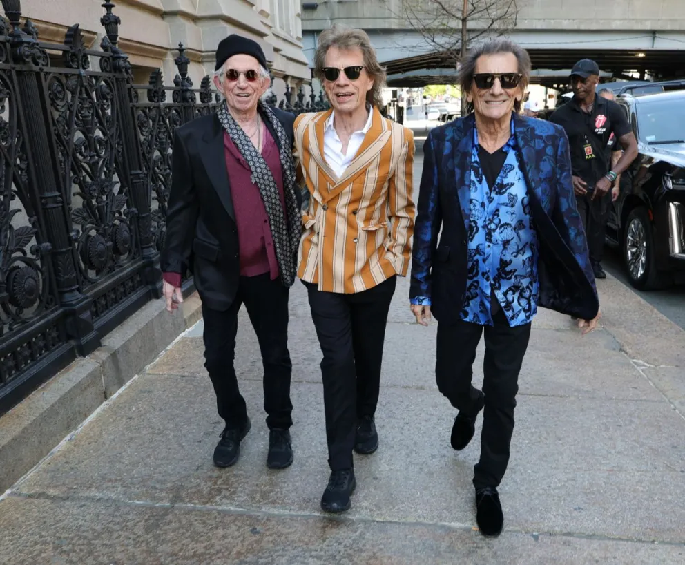 los Rolling Stones -Keith Richards, Mick Jagger y Ronnie Wood-, en Brooklyn (Nueva York), llegando a la presentación de su nuevo álbum, 'Foreign Tongues', que se publicará el 10 de julio. Foto: EFE