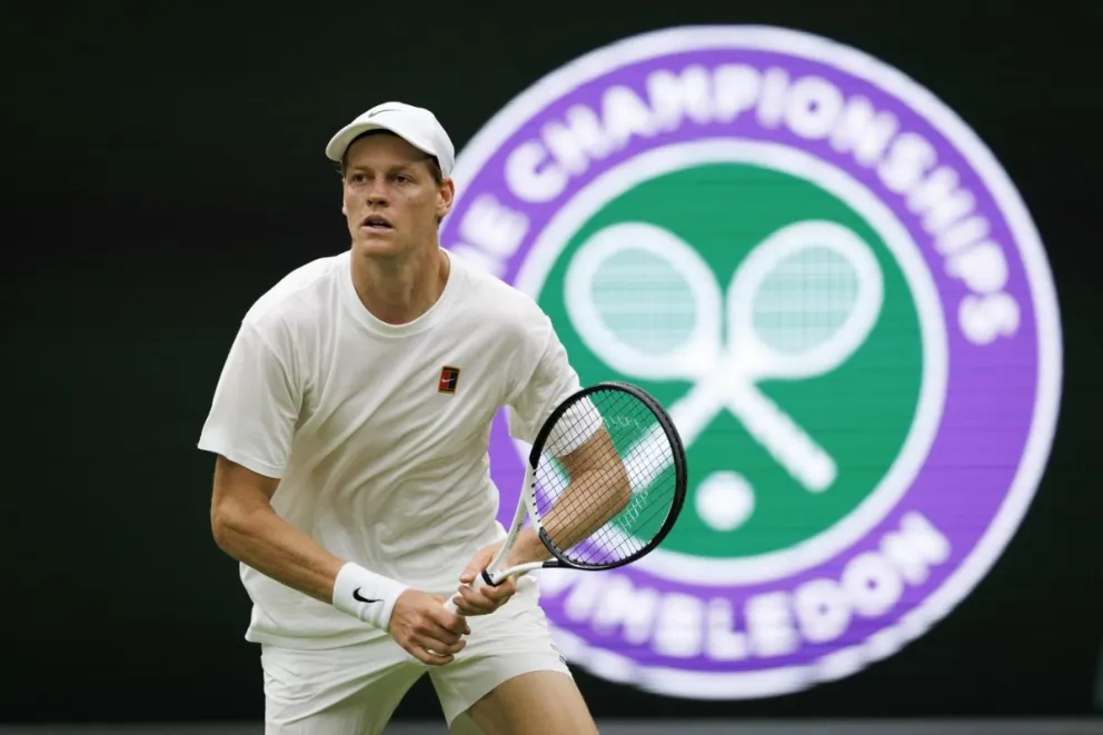 Sinner, en un partido anterior de Wimbledon. Foto: EFE.