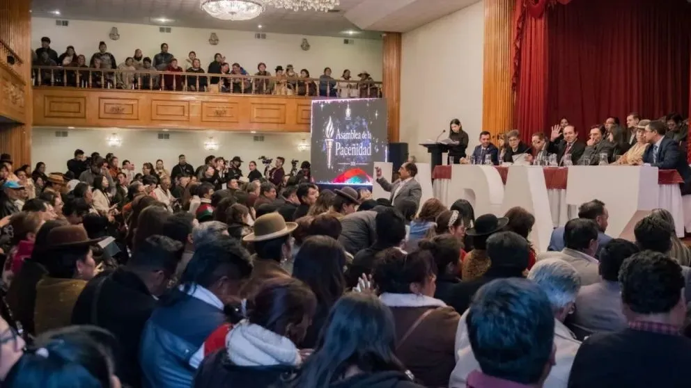 Reunión de la Asamblea de la Paceñidad. Foto archivo