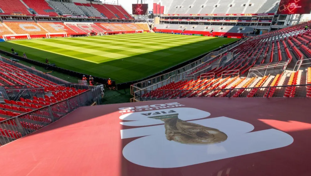 Vista interior del Toronto Stadium, también conocido como BMO Field, que acogerá el cotejo entre Croacia y Portugal. Foto: EFE. 
