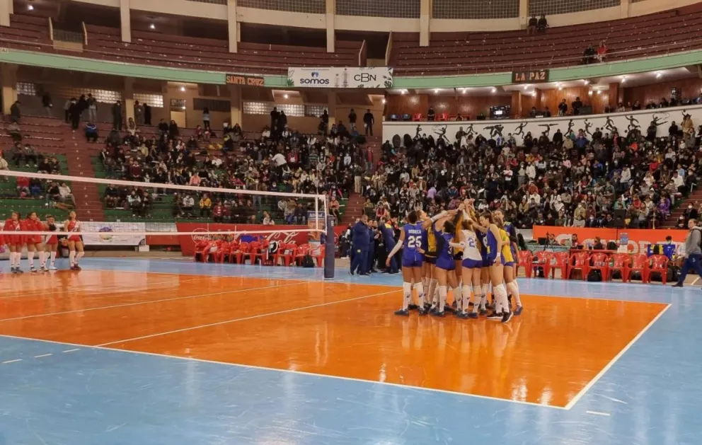 Un partido anterior de un pasado torneo en el Julio Borelli. Foto: Archivo FBV.