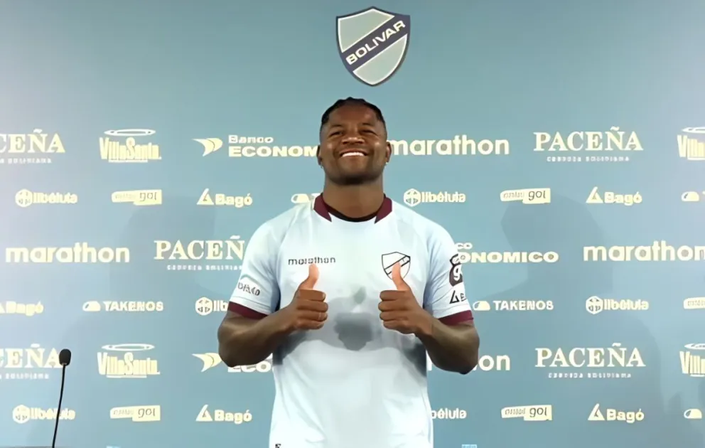 Dairon Asprilla con la camiseta de Bolívar durante su presentación oficial. Crédito: captura de video