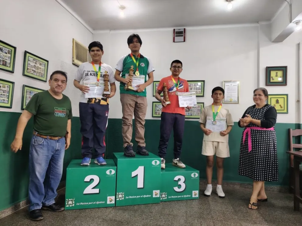 Los mejores de la rama masculina en Santa Cruz. Foto: Federación Boliviana de Ajedrez.