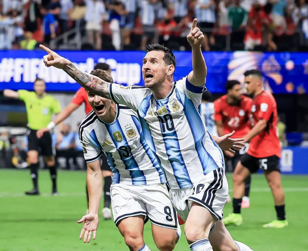 La celebración de Messi que otra vez fue clave para el triunfo de los argentinos. Foto: BR