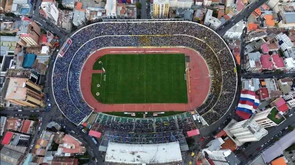 Vista panorámica del estadio Hernando Siles de La Paz. Foto: APG