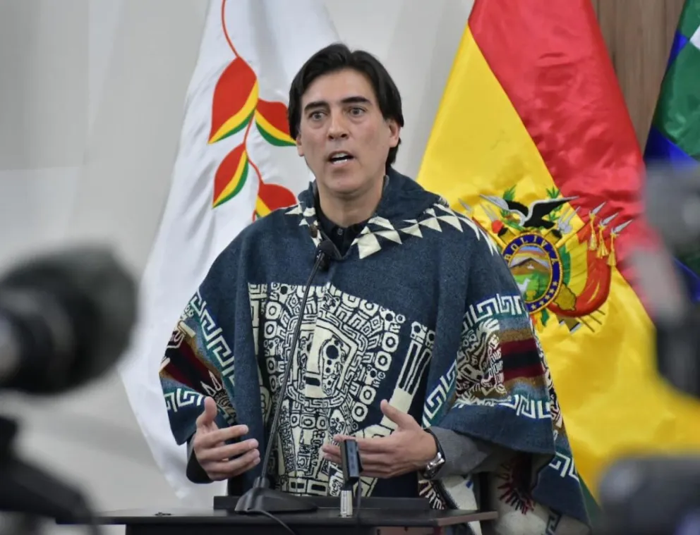 El ministro Zamora en rueda de prensa, este jueves. Foto: APG 