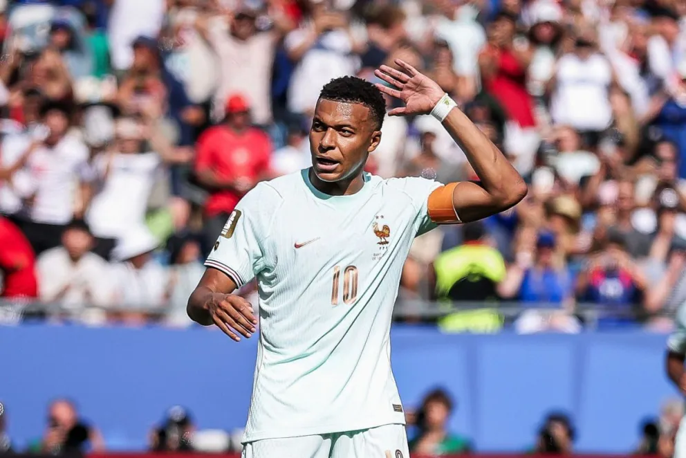 La celebración de Mbappé, autor del primer gol del partido con Marruecos. Foto. BR