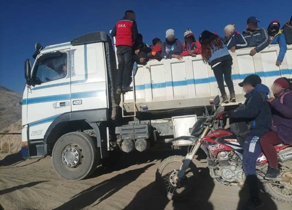 Catorce menores de edad iban con rumbo a las bocaminas del cerro Porco, en Potosí. Foto: Radio Kollasuyo