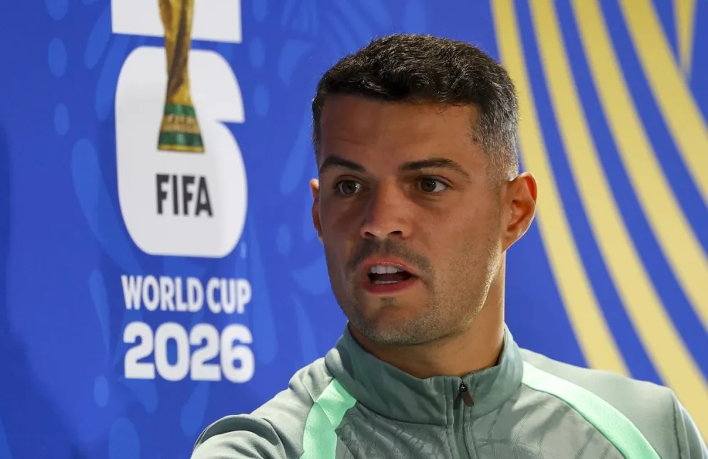 Granit Xhaka, capitán de Suiza, durante la conferencia de prensa previa al partido con Argentina. Foto: EFE