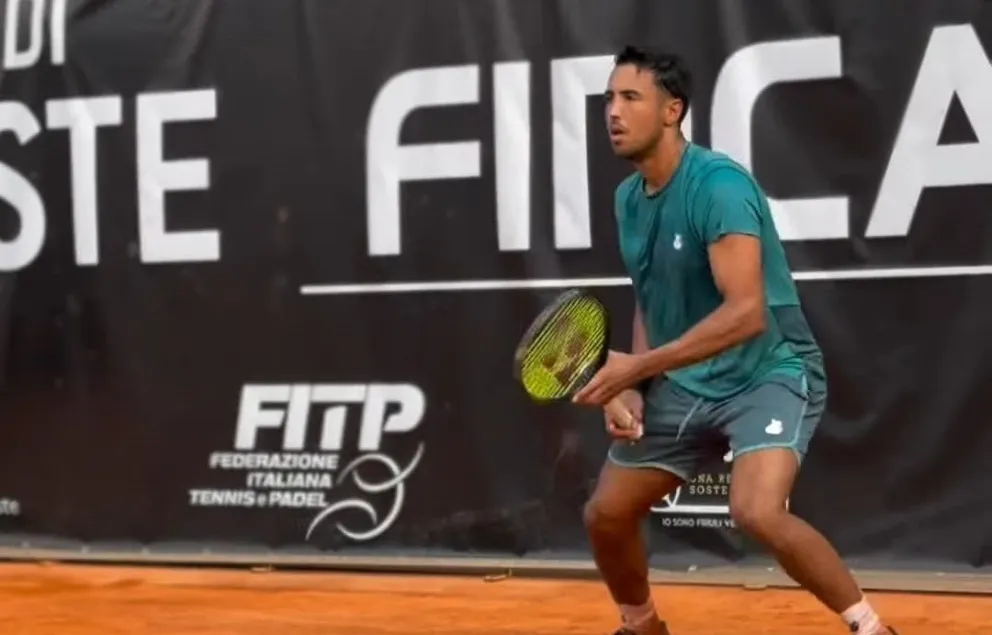 Hugo Dellien durante el partido que jugó este sábado en Italia. Crédito: Captura de pantalla