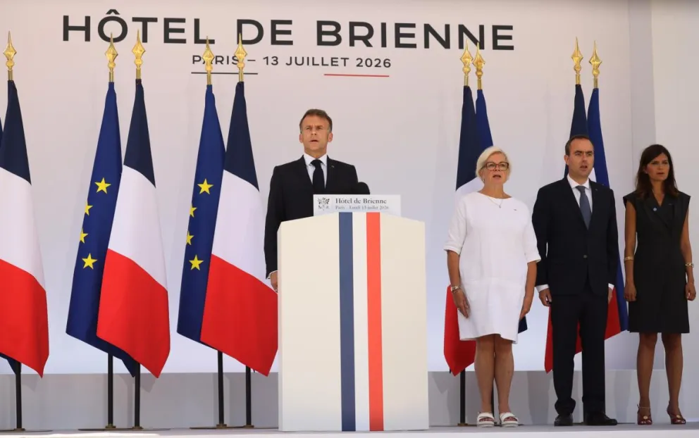 El presidente francés, Emmanuel Macron, en su tradicional discurso a las Fuerzas Armadas, en la víspera de la Fiesta Nacional del 14 de Julio. Foto: EFE