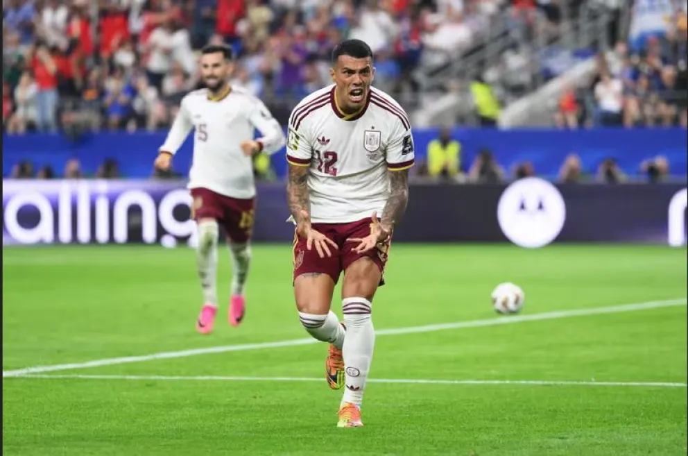 Porro celebra su tanto para los españoles. Foto: FIFA.