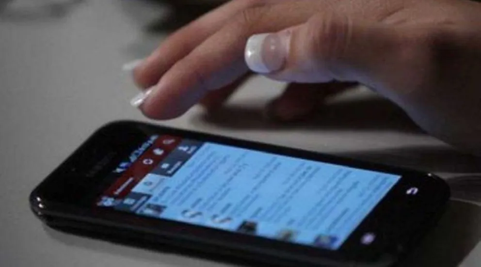 Denuncian estafas a través de la plataforma de Facebook. Foto: Correo del Sur