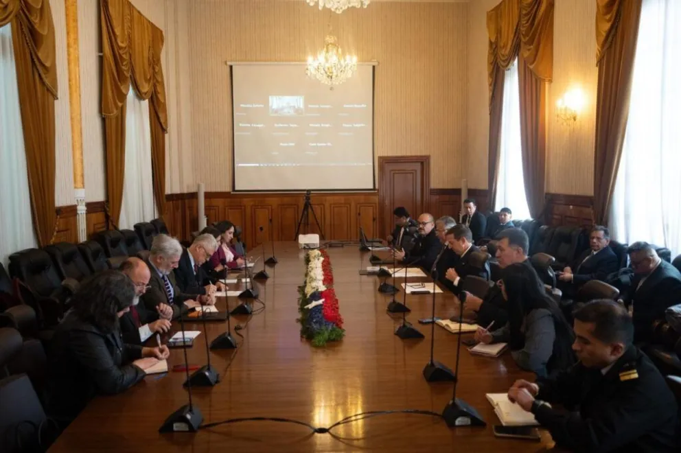 Reunión de las delegaciones de Bolivia y Chile. Foto: Cancillería