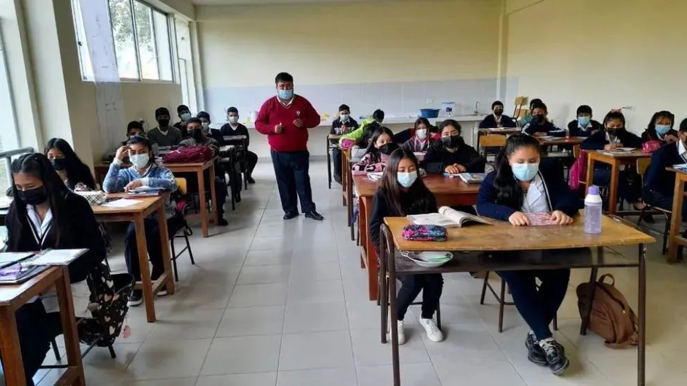 Estudiantes en clases. Foto archivo