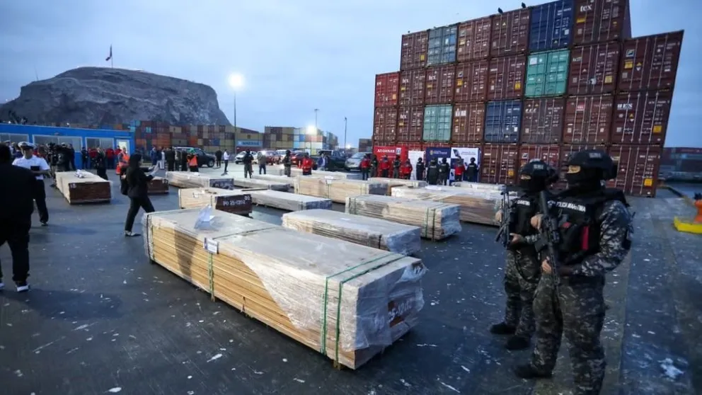 La droga supuestamente hallada en Chile estaba impregnada en madera boliviana. Foto: RRSS