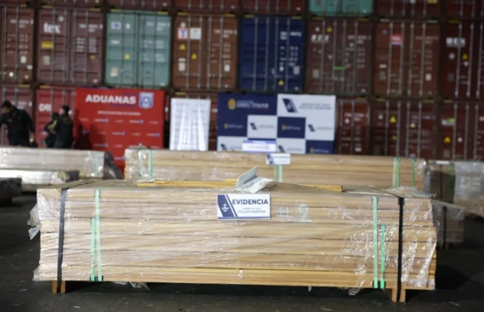 La denuncia hecha por la Fiscalía Regional de Chile fue destacada por la cantidad de droga supuestamente detectada en la madera. Foto: Subsecretaría de Seguridad Pública