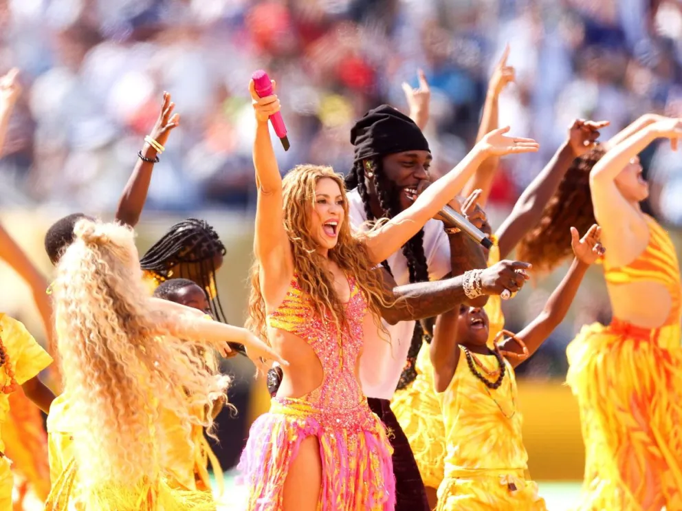 Shakira brillo otra vez en una ceremonia oficial de la FIFA. Foto. BR