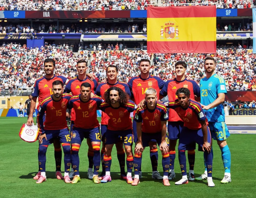 El onceno inicial que comenzó el compromiso con la Argentina. Foto: SEF