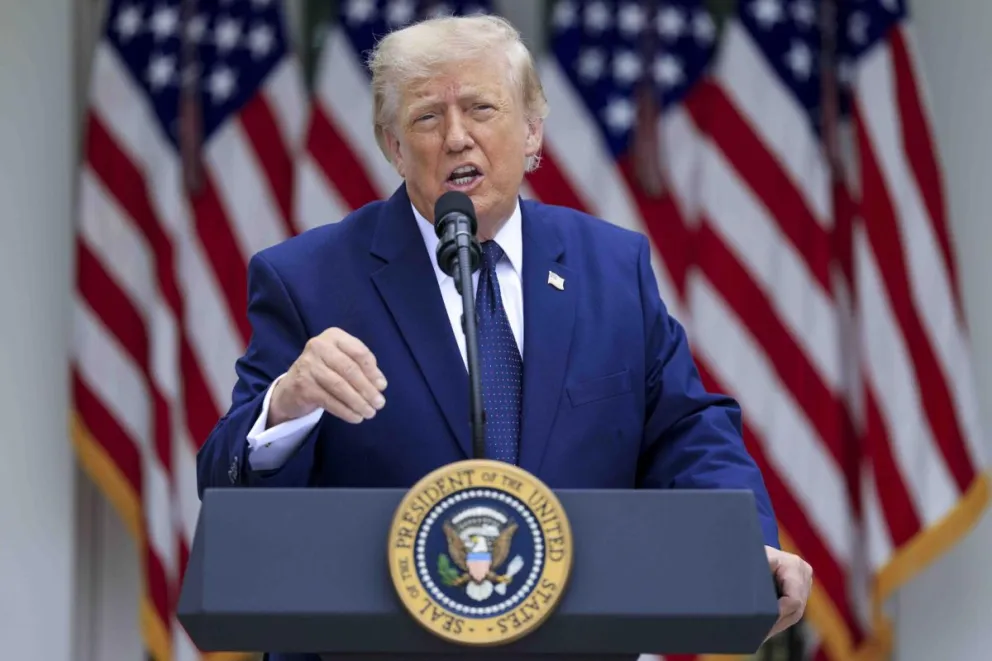 Fotografía de archivo en la que se captó al presidente de Estados Unidos, Donald Trump, durante un acto púbico, en los jardines de la Casa Blanca, en Washington DC (EE.UU.). EFE