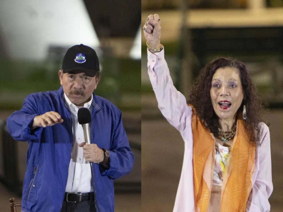 El presidente de Nicaragua, Daniel Ortega (i), y su esposa, Rosario Murillo, durante un evento en Managua (Nicaragua). Foto: EFE