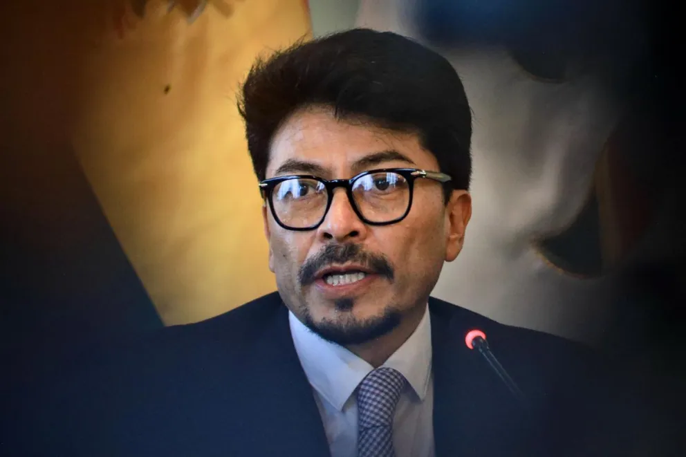 Fotografía de archivo en la que se captó al ministro boliviano de Relaciones Exteriores, Fernando Aramayo, durante una rueda de prensa, en La Paz (Bolivia). EFE
