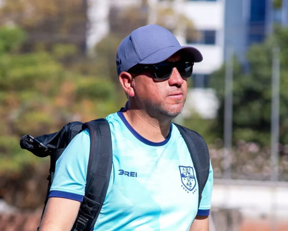 Sebastián Núñez en una práctica anterior con el club amarillo. Foto: ABB.