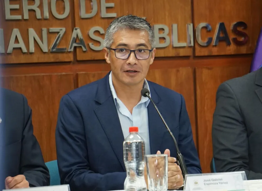 El ministro de Economía, José Gabriel Espinoza. Foto archivo