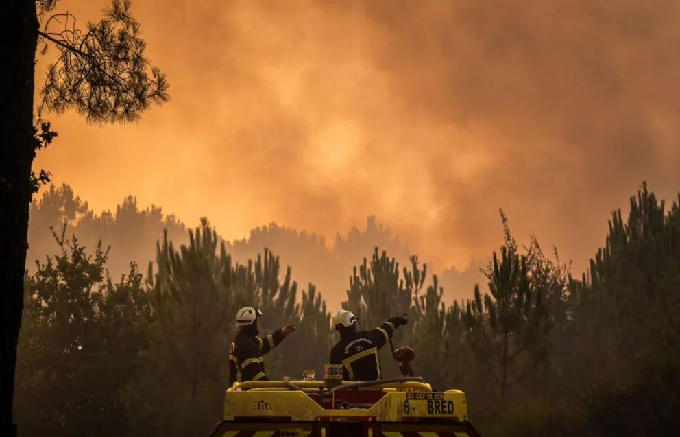 El gran incendio en la región de la Gironda. Foto: EFE 
