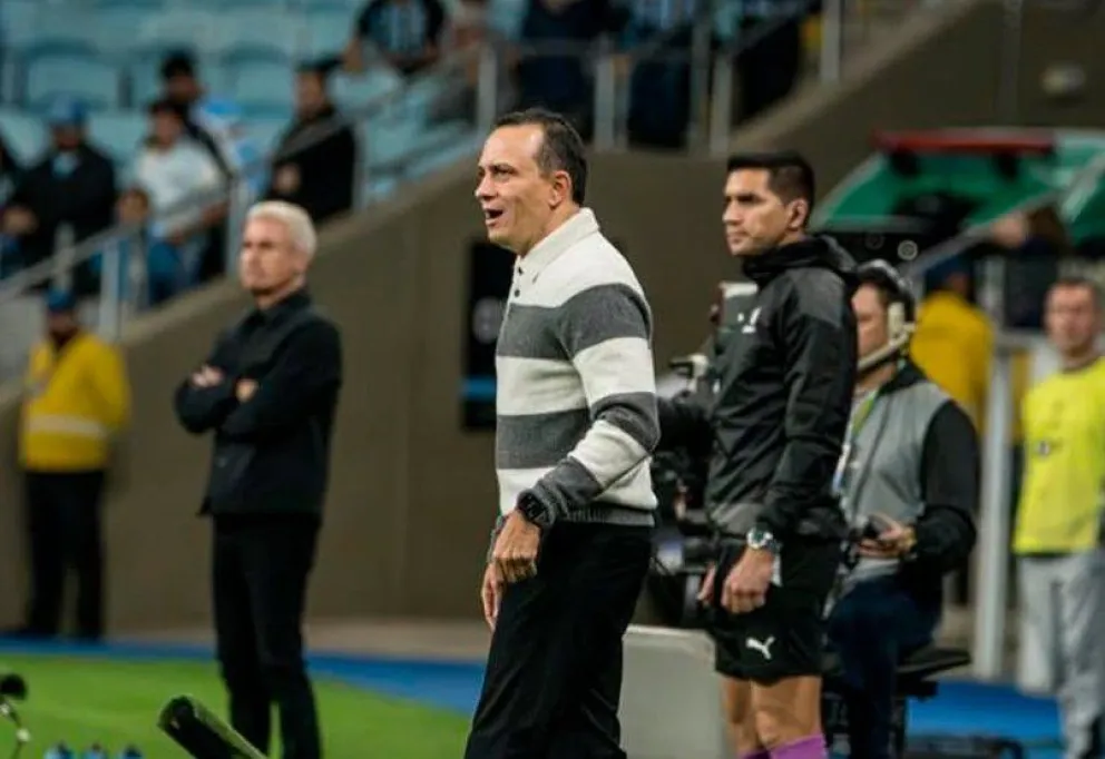Alejandro Restrepo, director técnico del equipo de Bolívar que ganó esta noche. Foto. CB