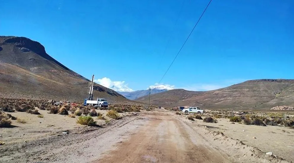 Yacimiento minero en Carangas, Oruro. Foto MMyM