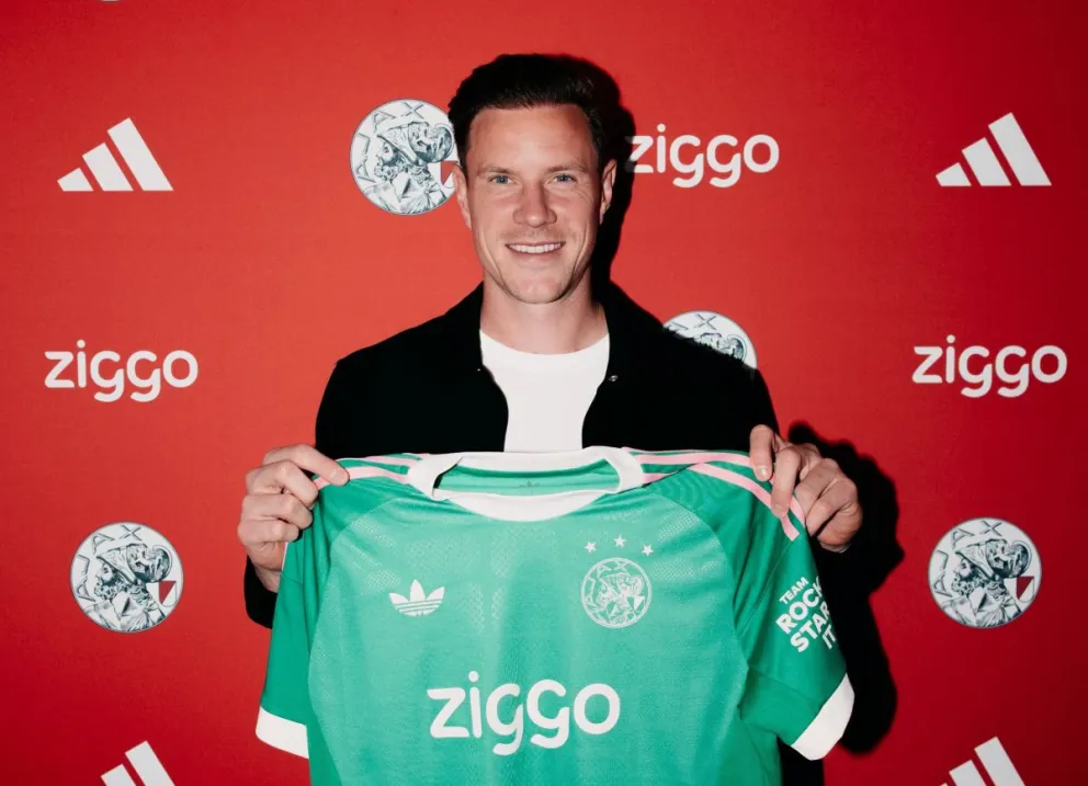 Ter Stegen con la casaca del club neerlandés. Foto: AFC Ajax.