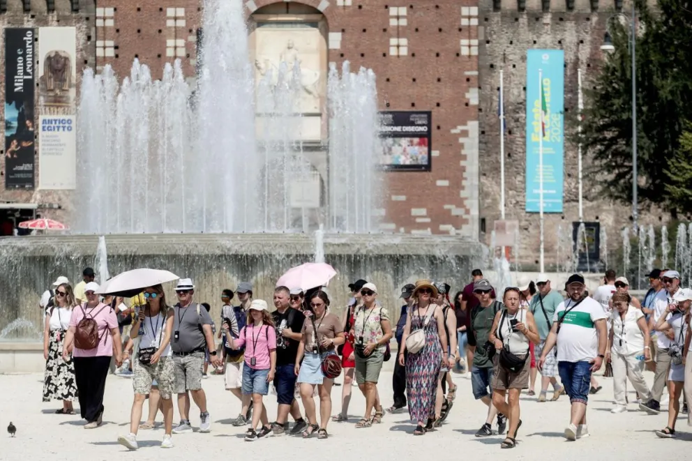 Turistas en Milán. Foto: EFE 