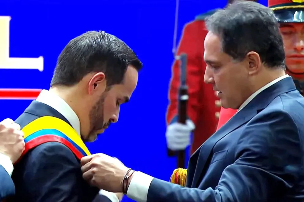 El abogado ultraderechista Abelardo de la Espriella juró este viernes como presidente de Colombia para el periodo 2026-2030. Captura de video: EFE