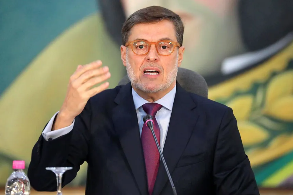 Imagen de archivo del ministro venezolano de Relaciones Exteriores, Félix Plasencia, durante una rueda de prensa, en Caracas (Venezuela). Foto: EFE
