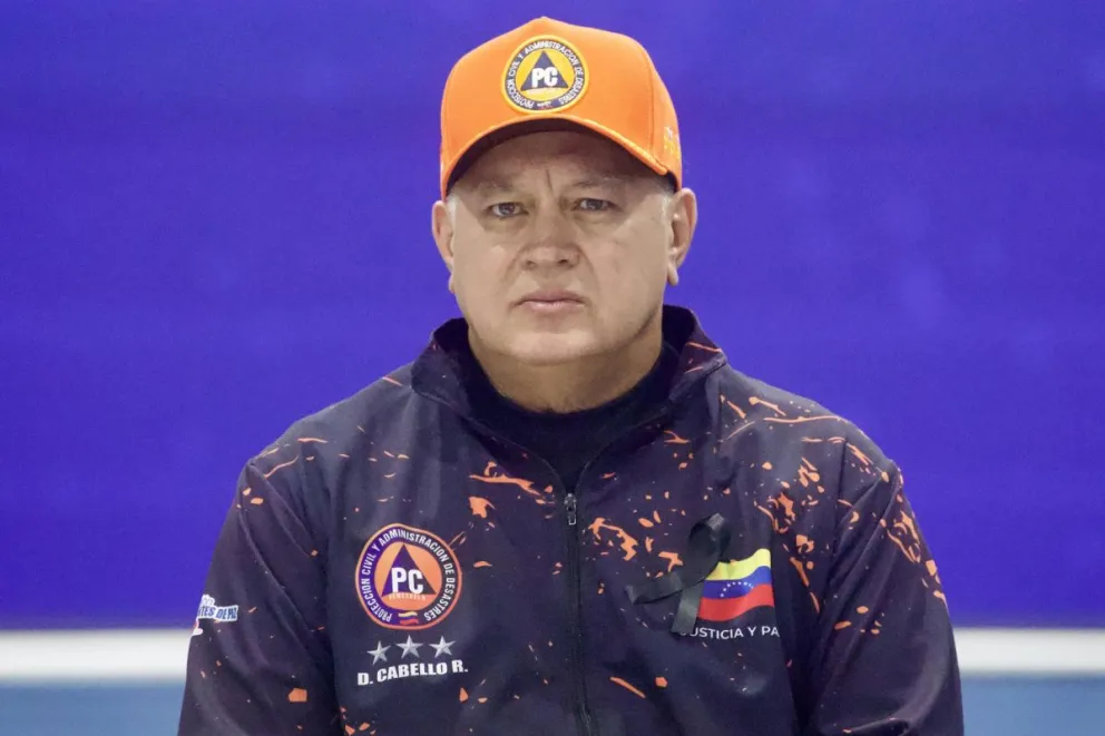 El ministro del Interior Diosdado Cabello asiste a una rueda de prensa de la presidenta encargada de Venezuela, Delcy Rodríguez. EFE