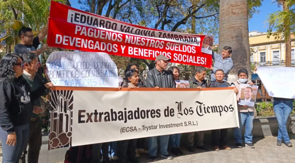 La protesta de los extrabajadores del medio cochabambino.
