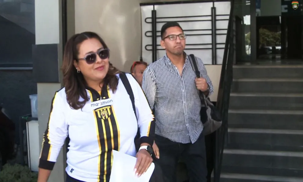 Paola Mendoza y Ricardo Beltrán, la oposición que tiene Terrazas en su directorio. Foto: ED