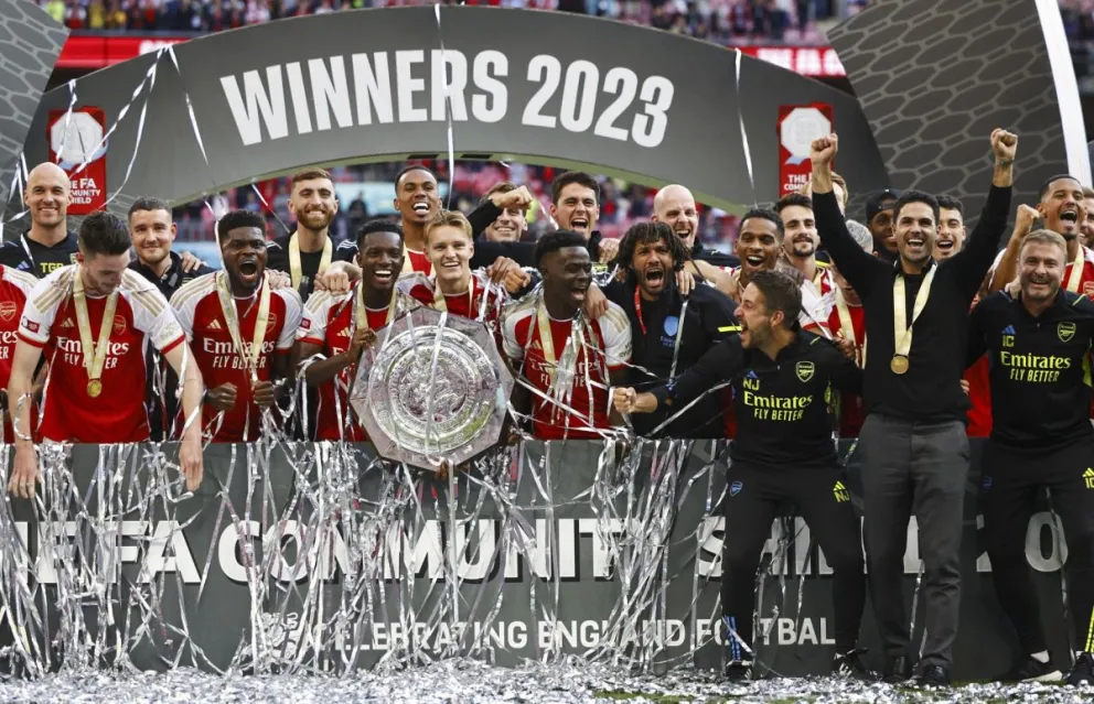 Fotografía de archivo de 2023, en la que puede verse al Arsenal campeón de la Supercopa de ese año, en la final disputada contra el Manchester City. Foto: EFE