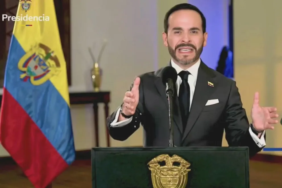Captura de pantalla tomada de la cuenta oficial @ABDELAESPRIELLA en la red social X del presidente de Colombia, Abelardo de la Espriella, hablando durante una alocución presidencial. Foto: EFE