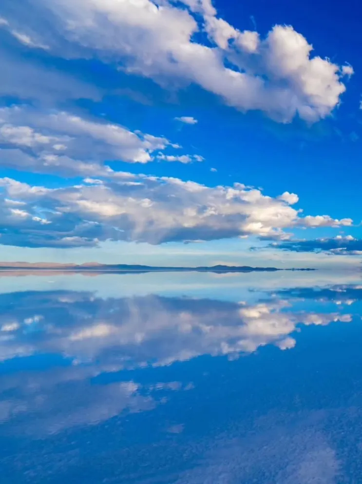 La nevada permitirá disfrutar del "efecto espejo", en el Salar de Uyuni. Foto Salar de Uyuni