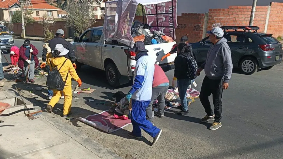 El operativo de recojo de basura: Foto: GMLP
