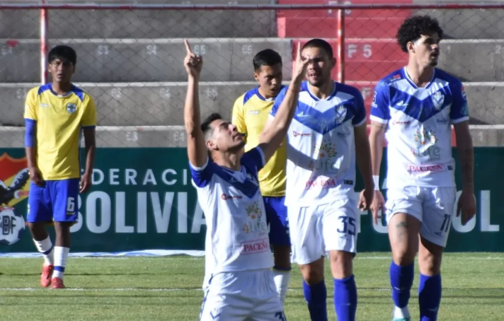 Guimer Justiniano celebra el tanto de la igualdad de GV San José. Foto: Agencia Marka Registrada