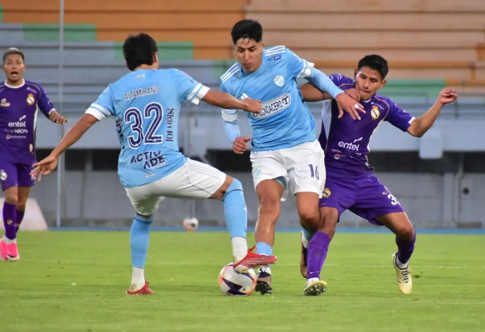 Incidencia del partido en que Aurora y Real Potosí igualaron en Cochabamba. Foto: Agencia Marka Registrada