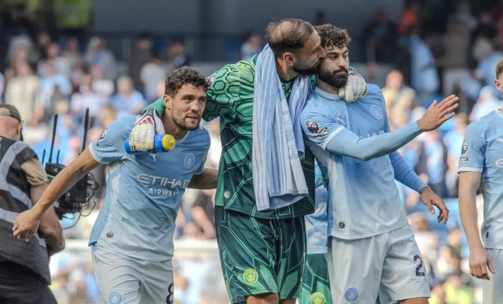 Jugadores del City festejan por su triunfo. Foto: EFE.