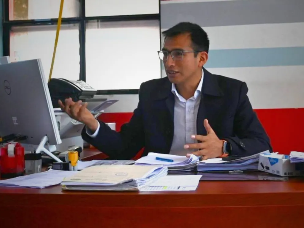 Leónidas Poma, director de la Entidad Descentralizada Municipal de Cementerios de La Paz. Foto: Cementerio General de La Paz/Facebook